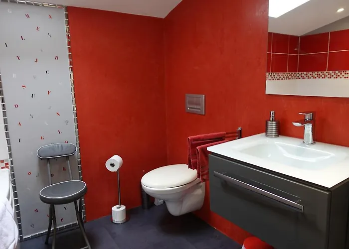 4 Etoiles Avec Insolite - 10 Personnes Foussais