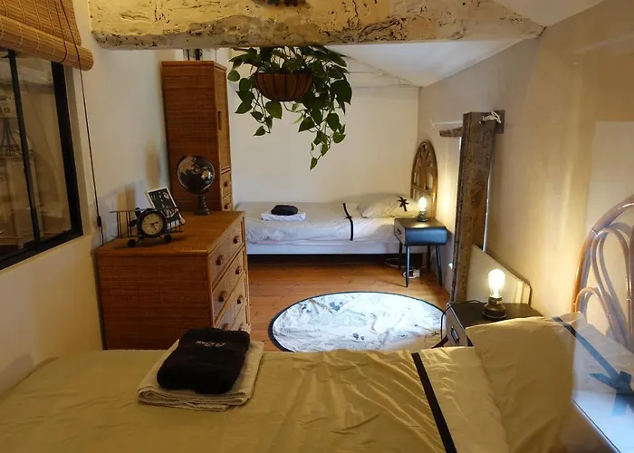 4 Etoiles Avec Insolite - 10 Personnes * Foussais